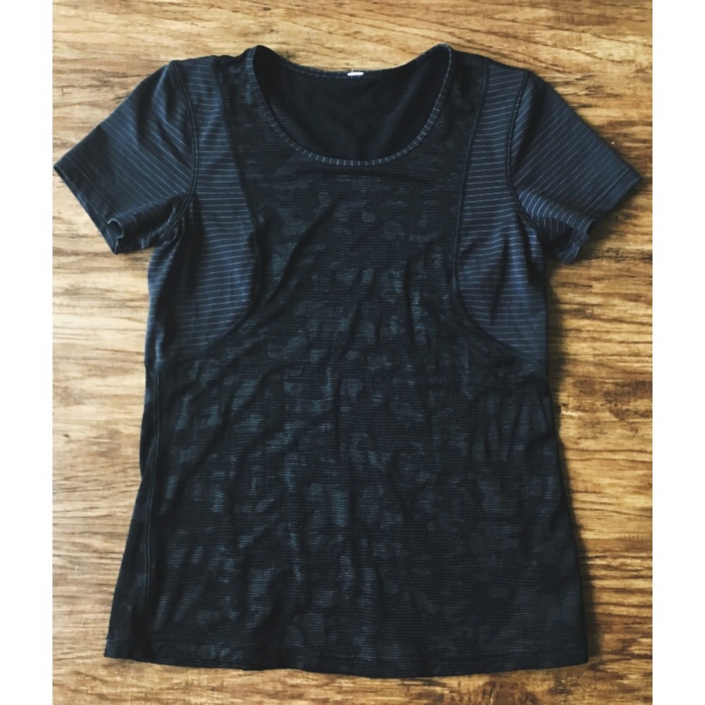 Lululemon workout top